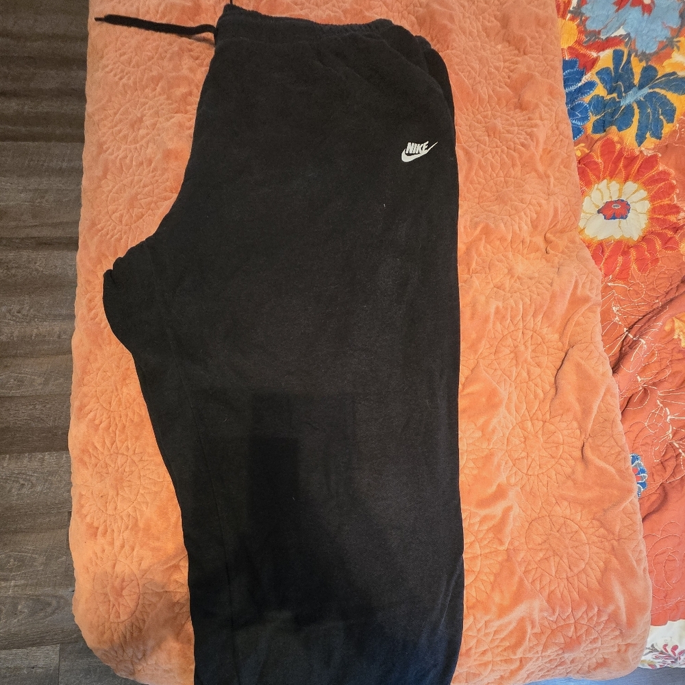 Nike Sweat Pants